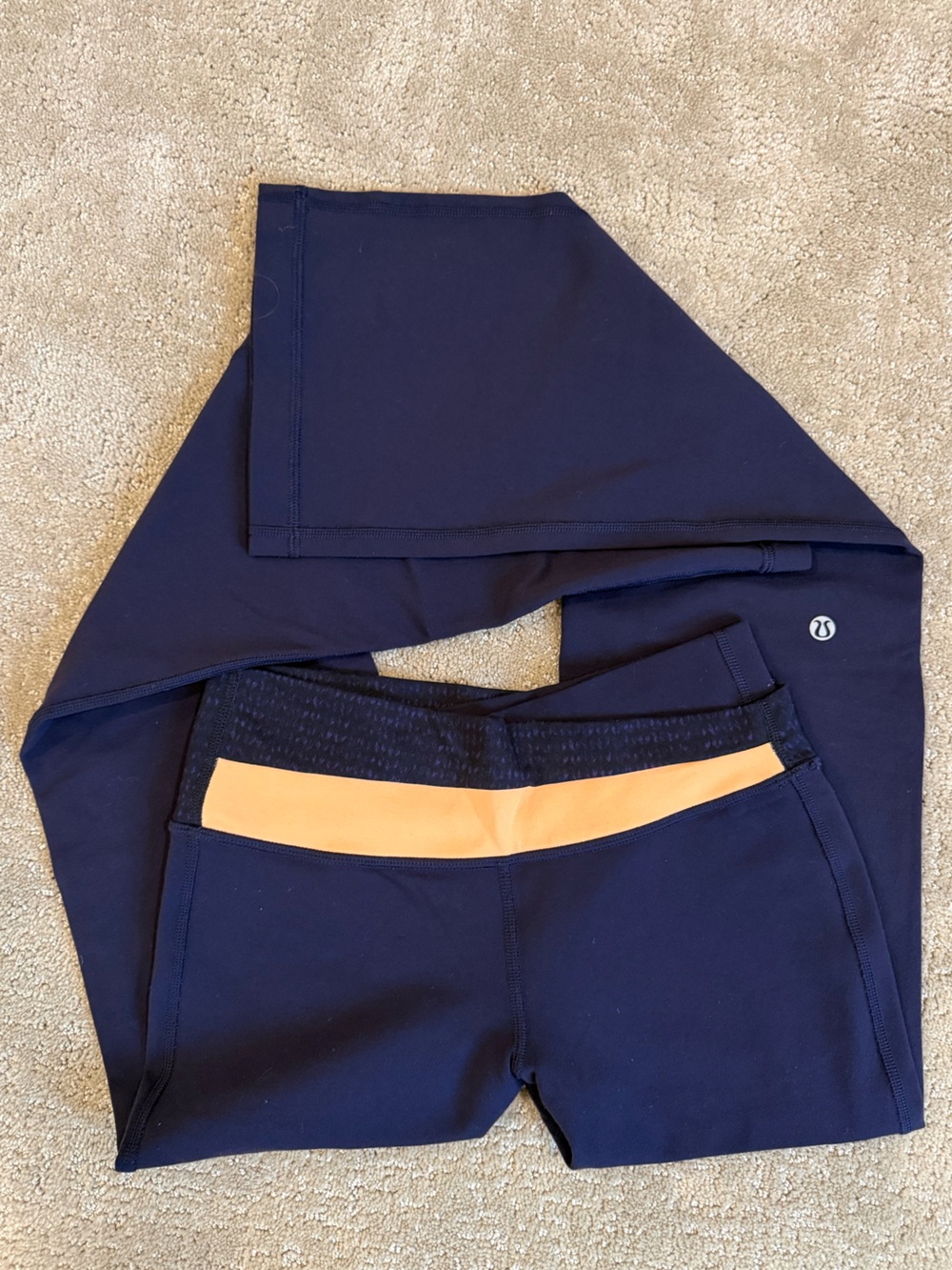 Lululemon Astro Pants Low Rise Cross Waist Y2K Flare Yoga Pants in Luon - Picture 4 of 8